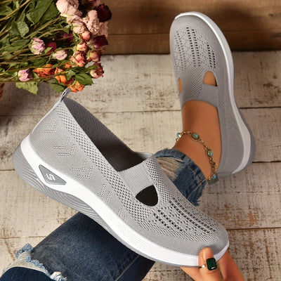 Niamh – Breathable Walking Shoes