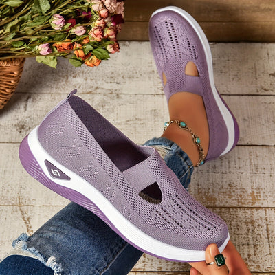 Niamh – Breathable Walking Shoes