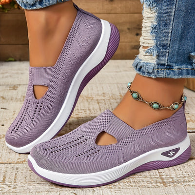 Niamh – Breathable Walking Shoes